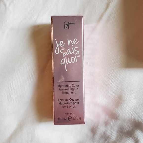 New IT Cosmetics Hydrating Lip Balm Treatm… - Picture 2 of 3